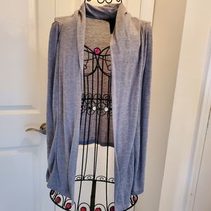 💰 3/$20 Gray Medium Cardigan sweater
